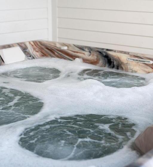 تختخواب و صبحانه Serenity In The Marigny