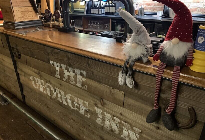 ベッドアンドブレックファースト The George Inn Middle Wallop