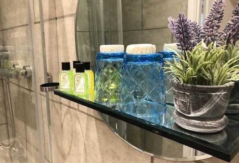 ベッドアンドブレックファースト The George Inn Middle Wallop