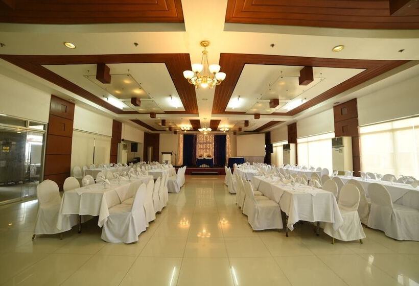 هتل Marcian Business