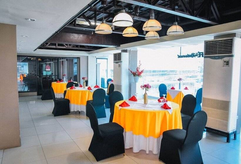 هتل Marcian Business