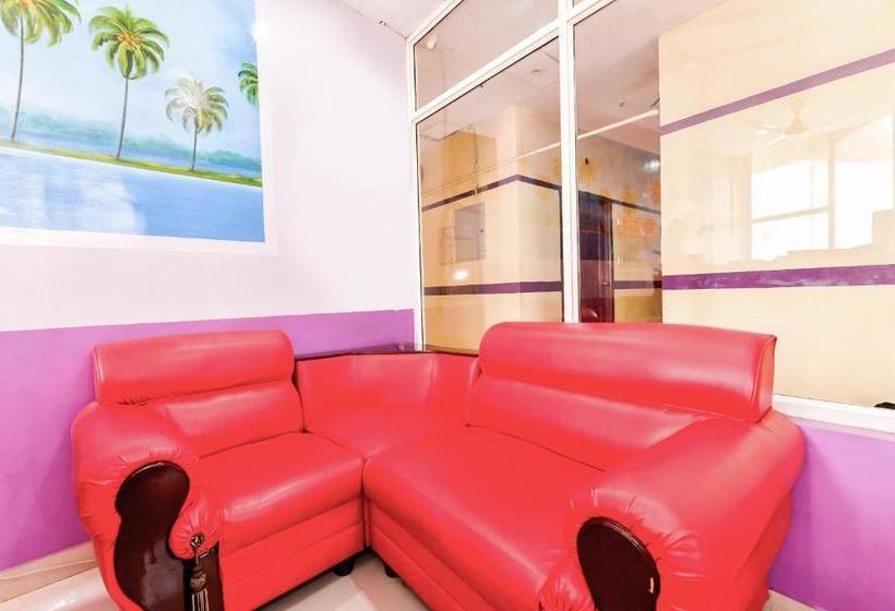 Hotel Flagship 4th Floor Residency