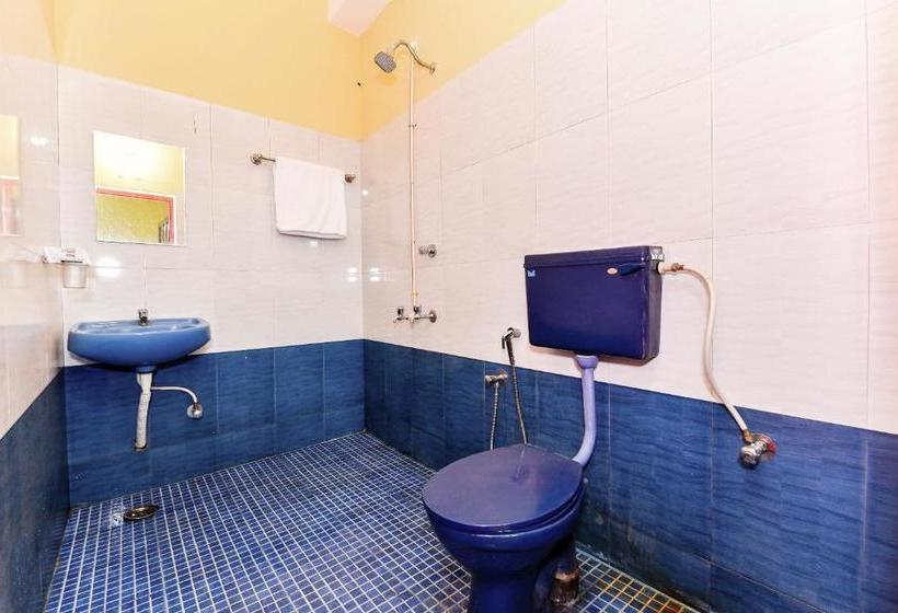 Hotel Flagship 4th Floor Residency