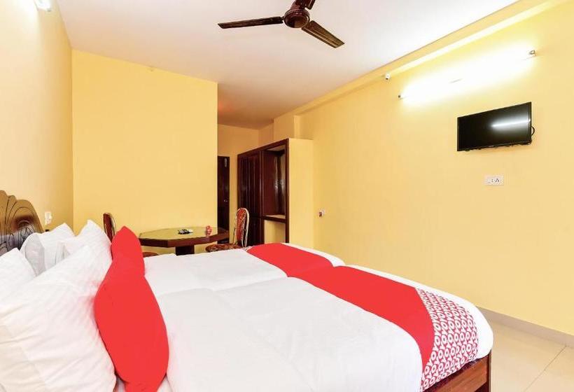 Hotel Flagship 4th Floor Residency