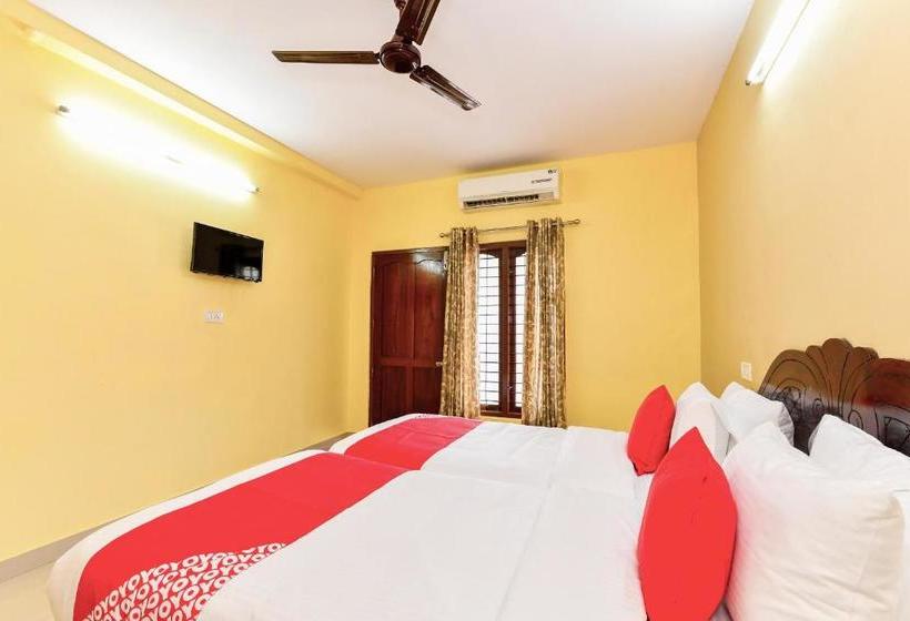 Hotel Flagship 4th Floor Residency