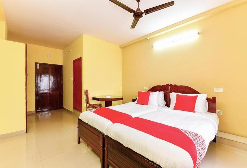 Hotel Flagship 4th Floor Residency