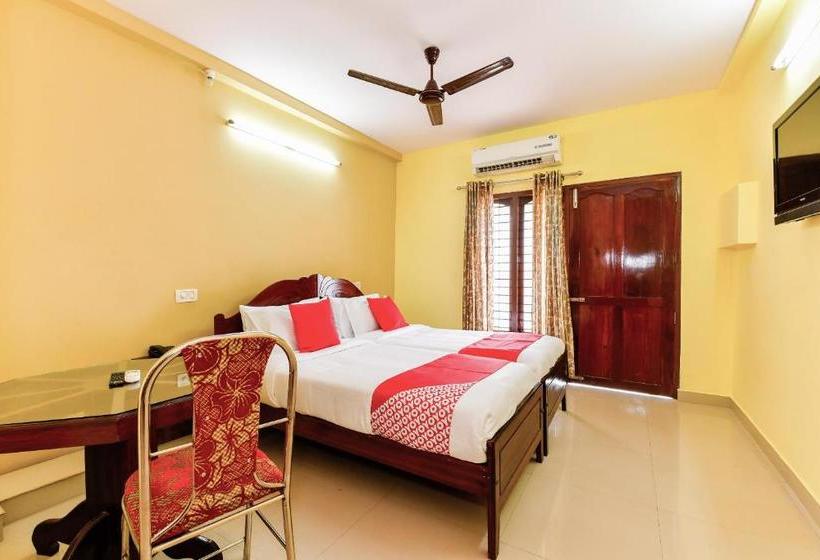 Hotel Flagship 4th Floor Residency