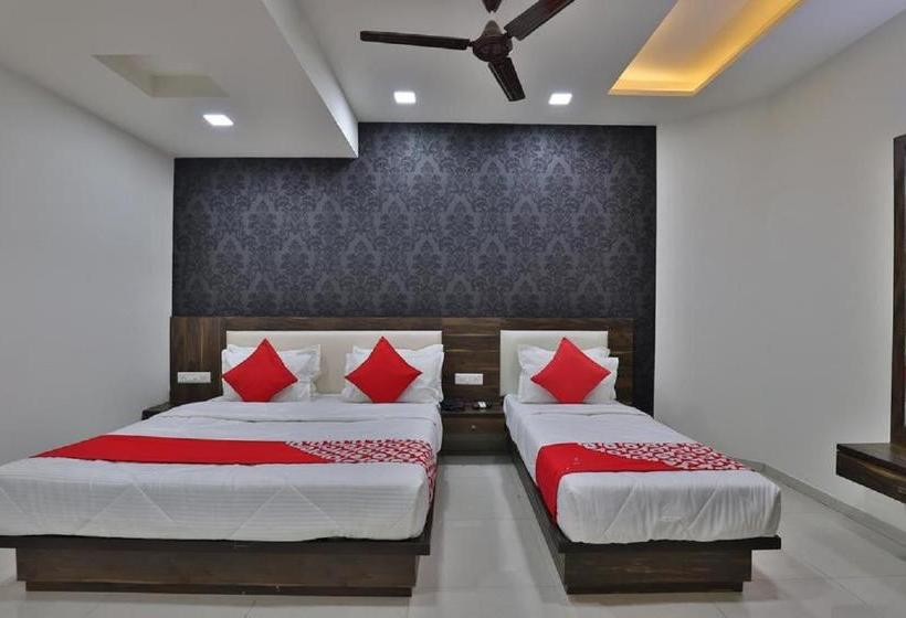 호텔 The Dev Orchid