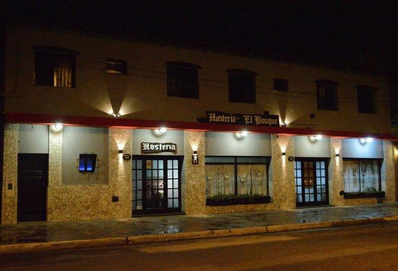 هاستل Hostería El Bosque