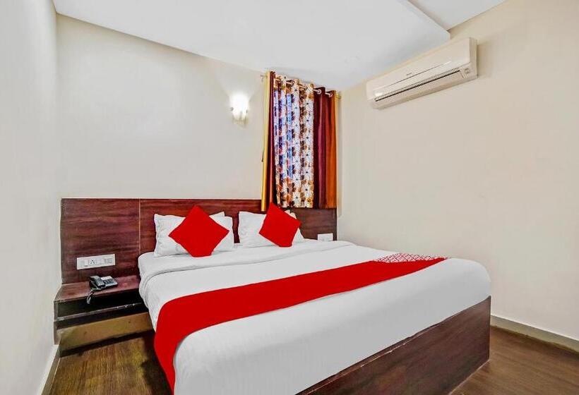 فندق Collection O Suvidha