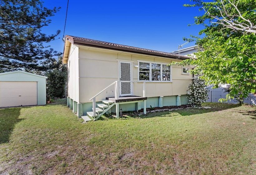 Government Road, 102