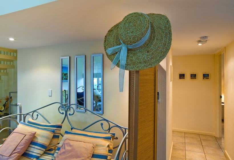 Osprey Holiday Village Unit 110