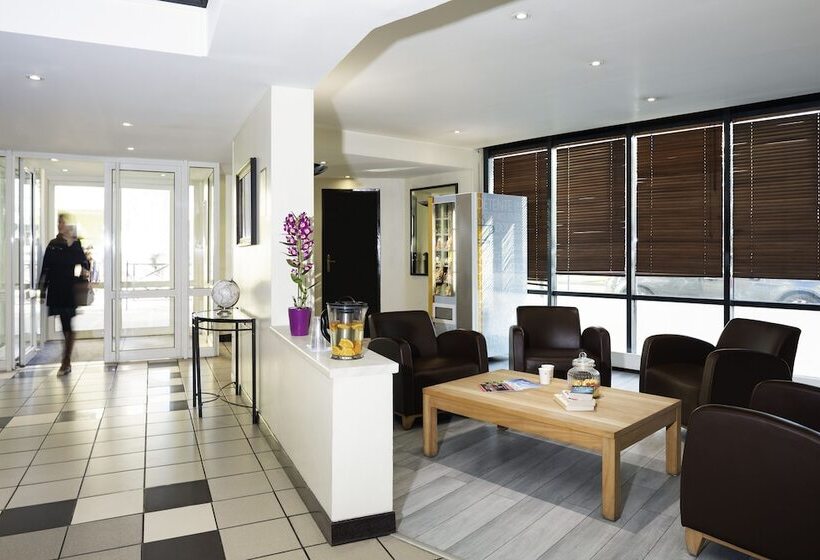 Aparthotel Adagio Access La Défense   Place Charras