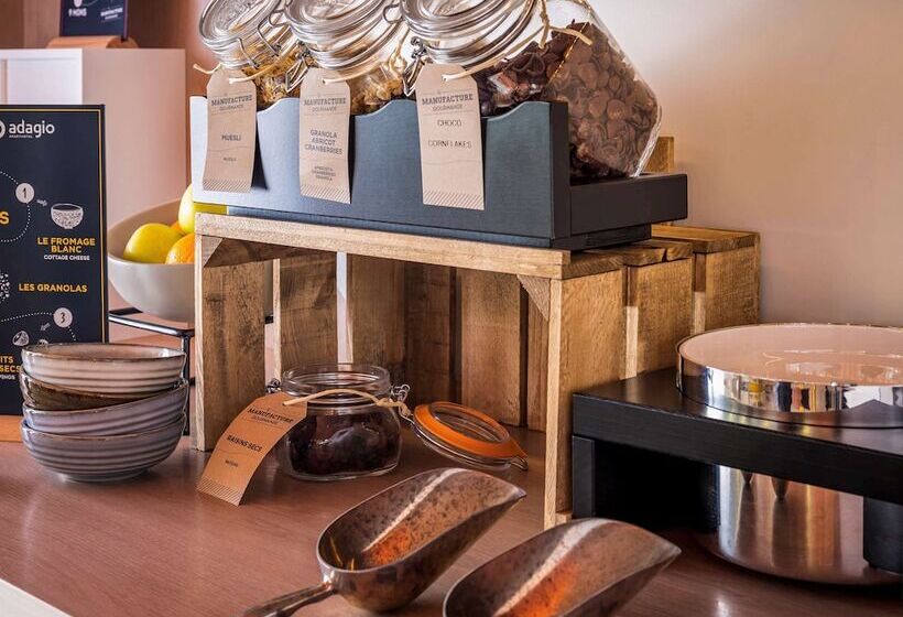 Aparthotel Adagio Access La Défense   Léonard De Vinci