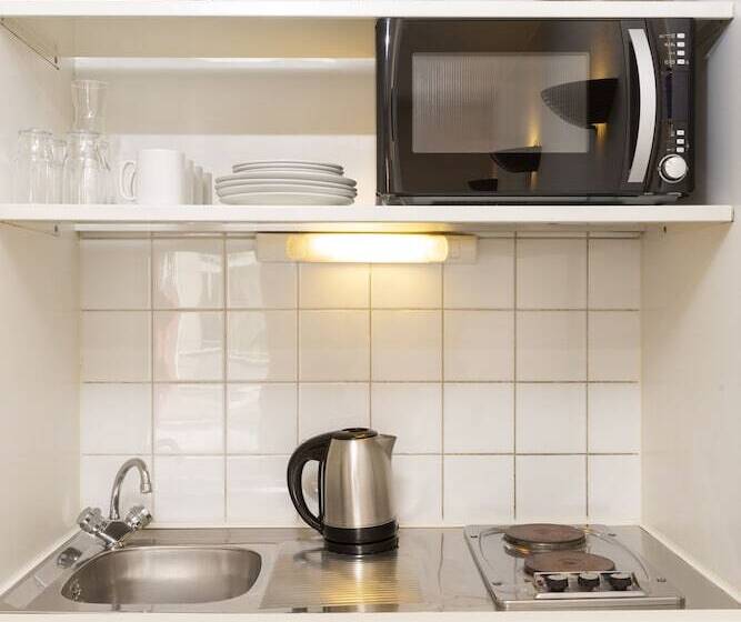 Aparthotel Adagio Access La Défense   Léonard De Vinci