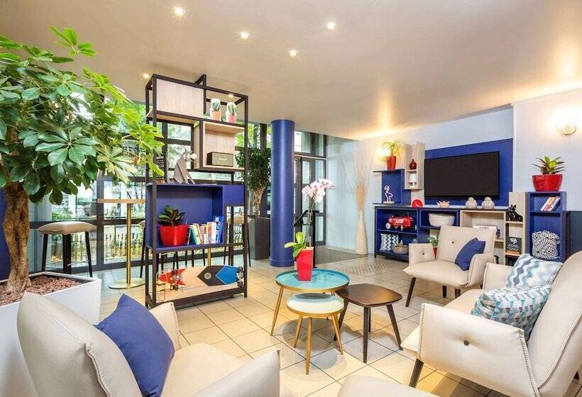 Aparthotel Adagio Access La Défense   Léonard De Vinci