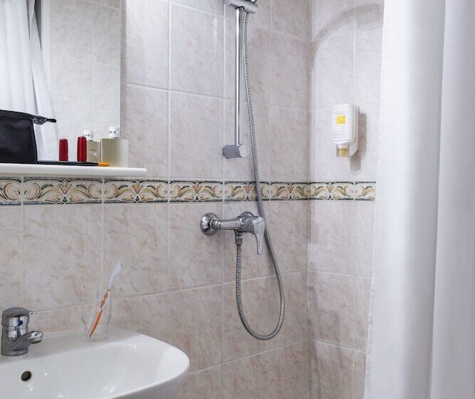 Aparthotel Adagio Access Nice Garibaldi