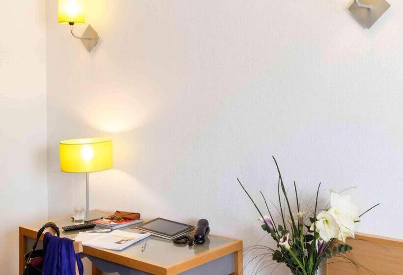 Aparthotel Adagio Access Marseille Prado Périer