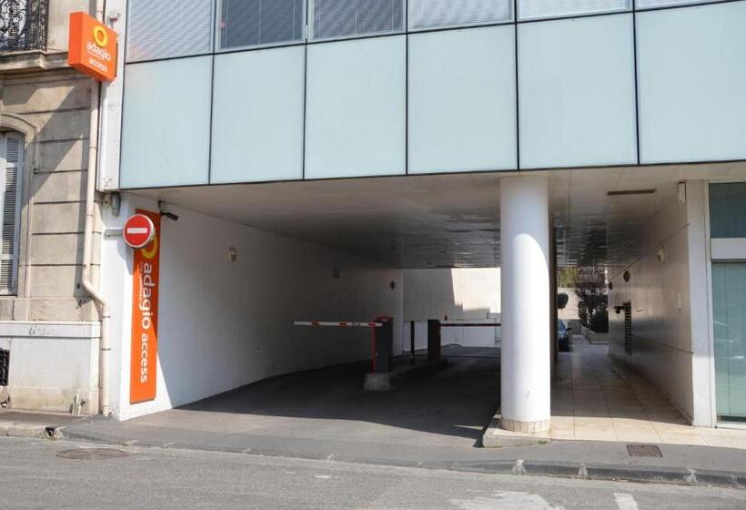 Aparthotel Adagio Access Marseille Prado Périer