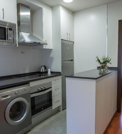 Apartamentos Turisticos Madanis