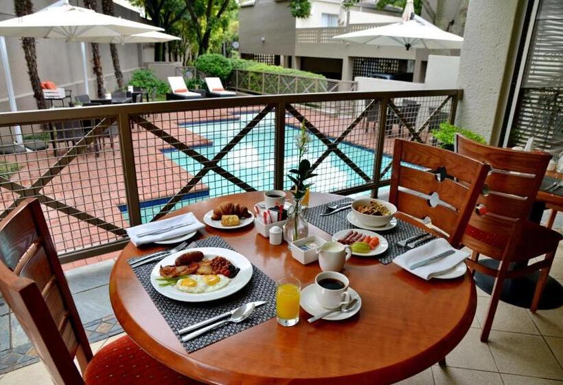 Courtyard Hotel Sandton
