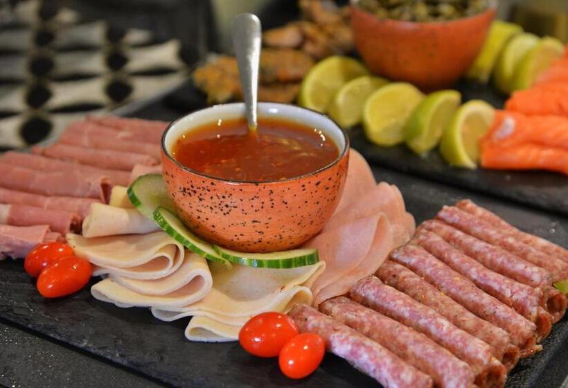 Courtyard Hotel Sandton