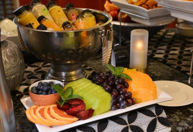 Courtyard Hotel Sandton