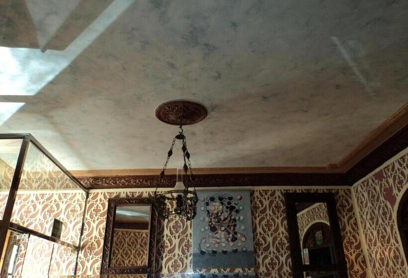 مسافرخانه Hosteria Natura