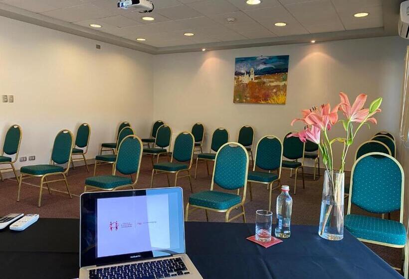 Отель Agua Del Desierto