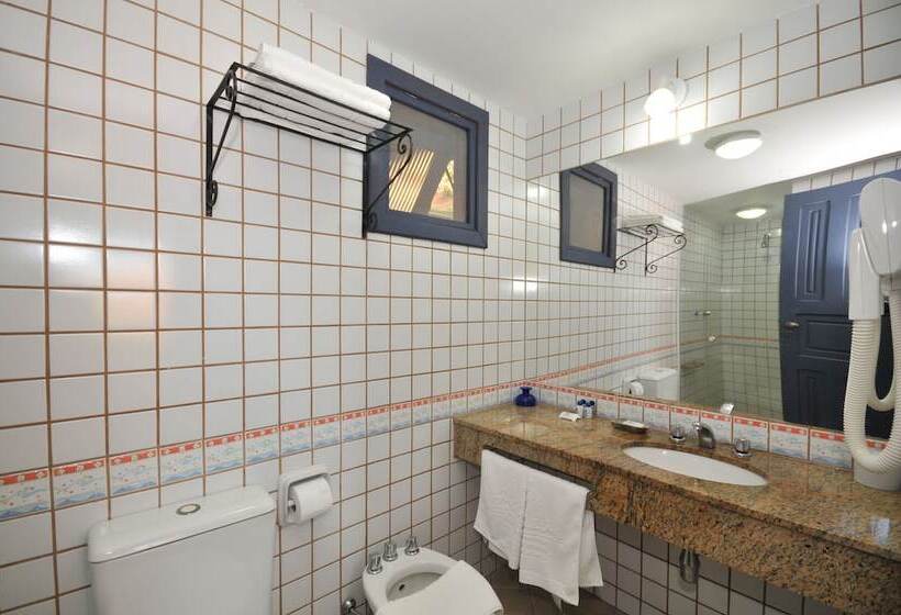 בית מלון כפרי Aguabuzios