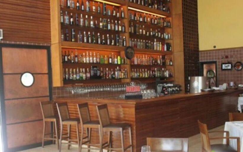 Отель Apartamento Em Resort Ilha Da Madeira Na Riviera