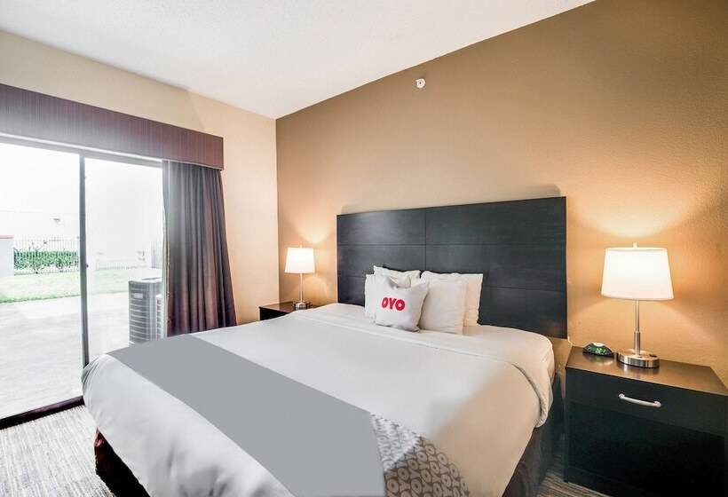 Отель Baymont By Wyndham Houston North