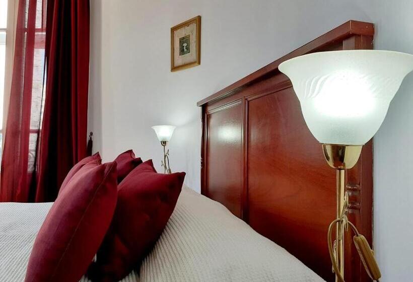 Отель Benevento