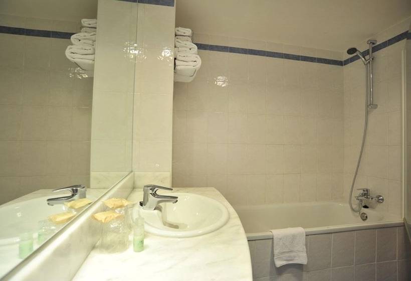 호텔 Travelodge Madrid Alcalá De Henares