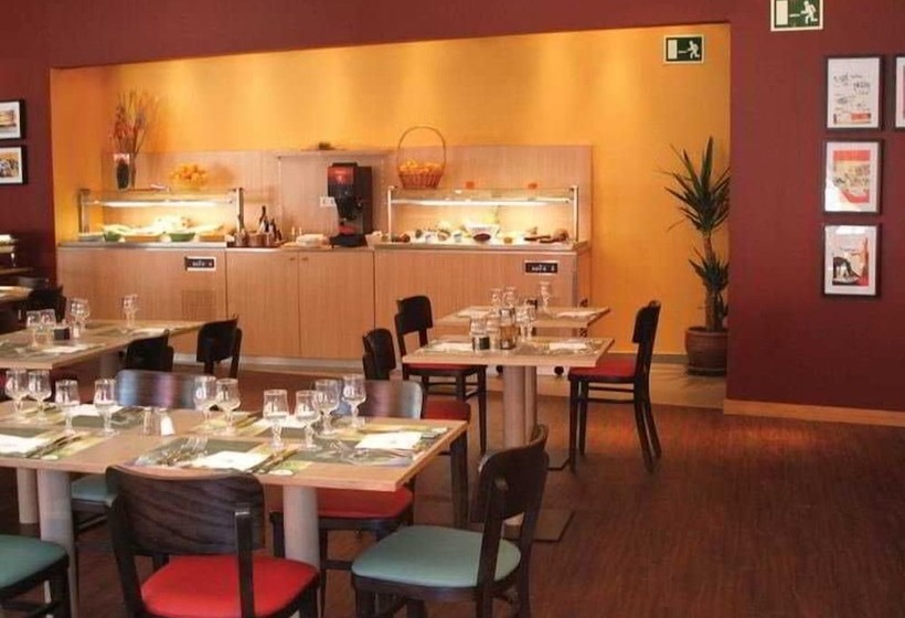 호텔 Travelodge Madrid Alcalá De Henares