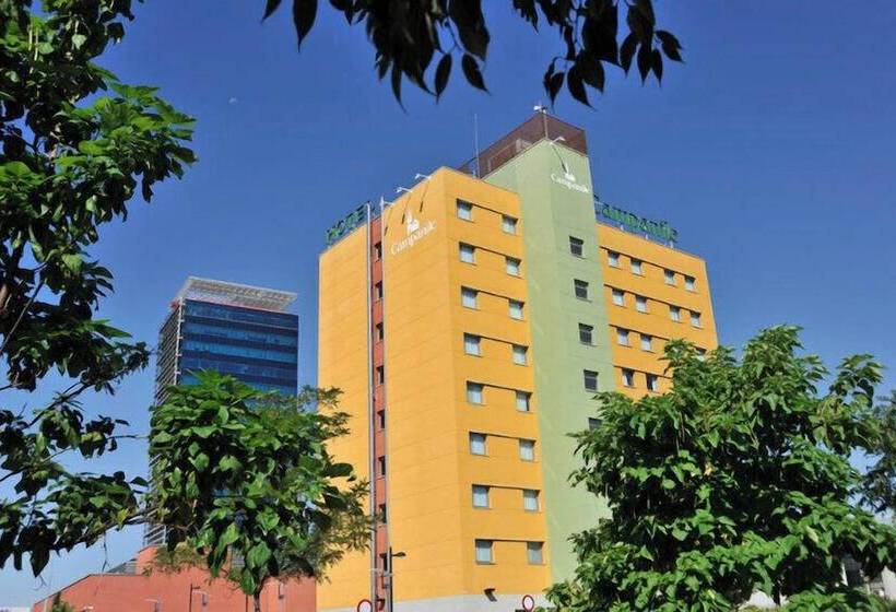 호텔 Travelodge Madrid Alcalá De Henares