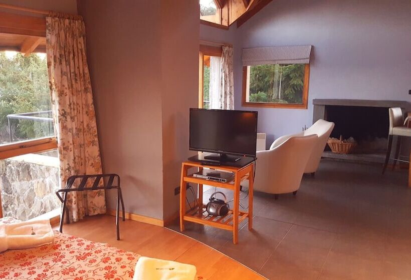 Отель Casa Del Bosque Apart, Suites & Spa