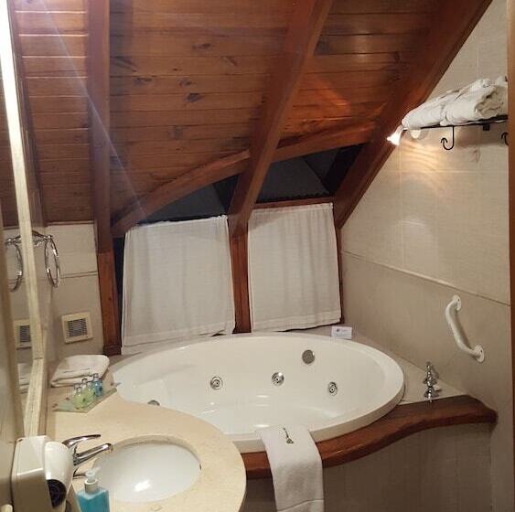 Отель Casa Del Bosque Apart, Suites & Spa