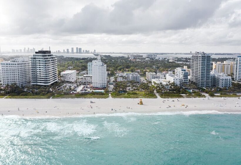 فندق Casa Faena Miami Beach
