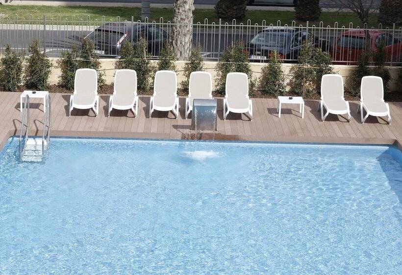 Отель Castilla Alicante