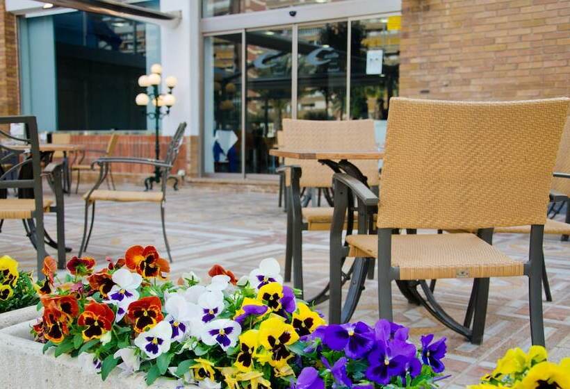 Отель Castilla Alicante