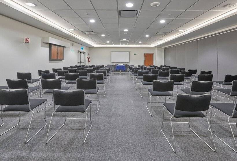 Отель City Express By Marriott Queretaro