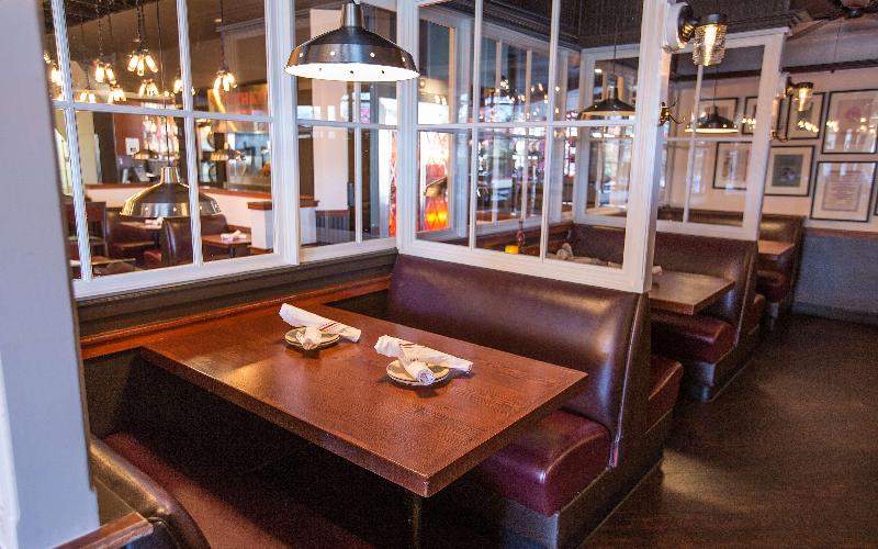 Отель Coast Gateway