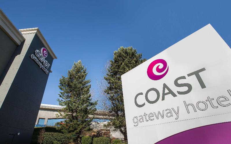 Отель Coast Gateway