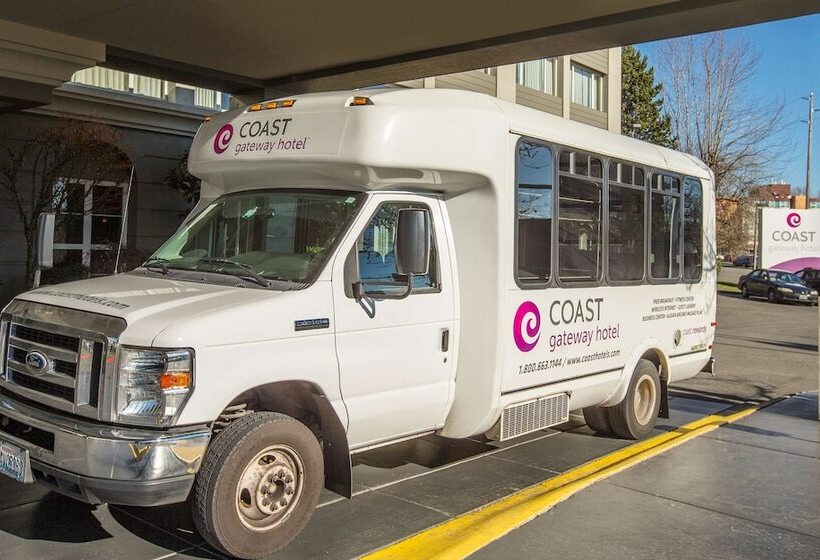 Отель Coast Gateway