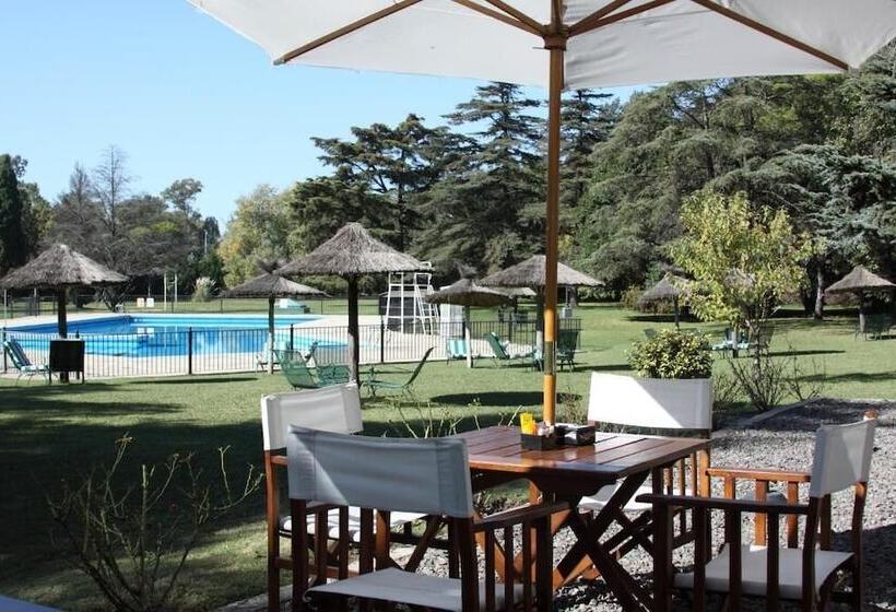 בית מלון כפרי Colonial San Nicolas