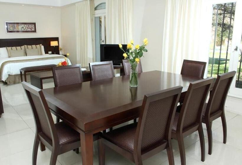 בית מלון כפרי Colonial San Nicolas