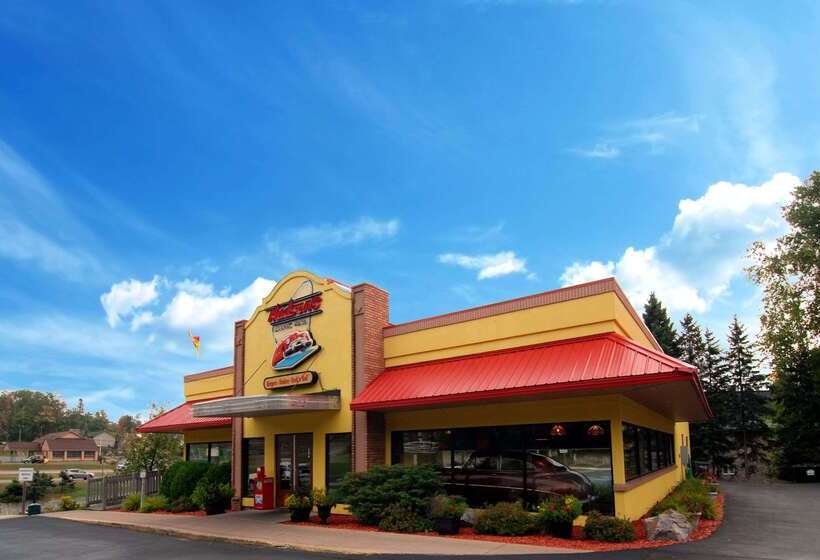 فندق Comfort Suites