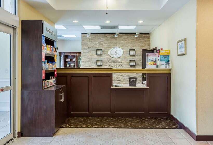 호텔 Comfort Suites New Orleans East