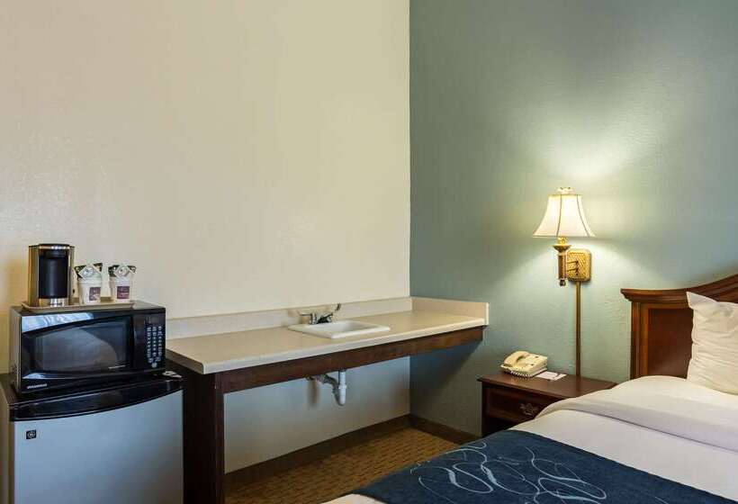 호텔 Comfort Suites New Orleans East